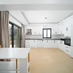 וילה Poyraz